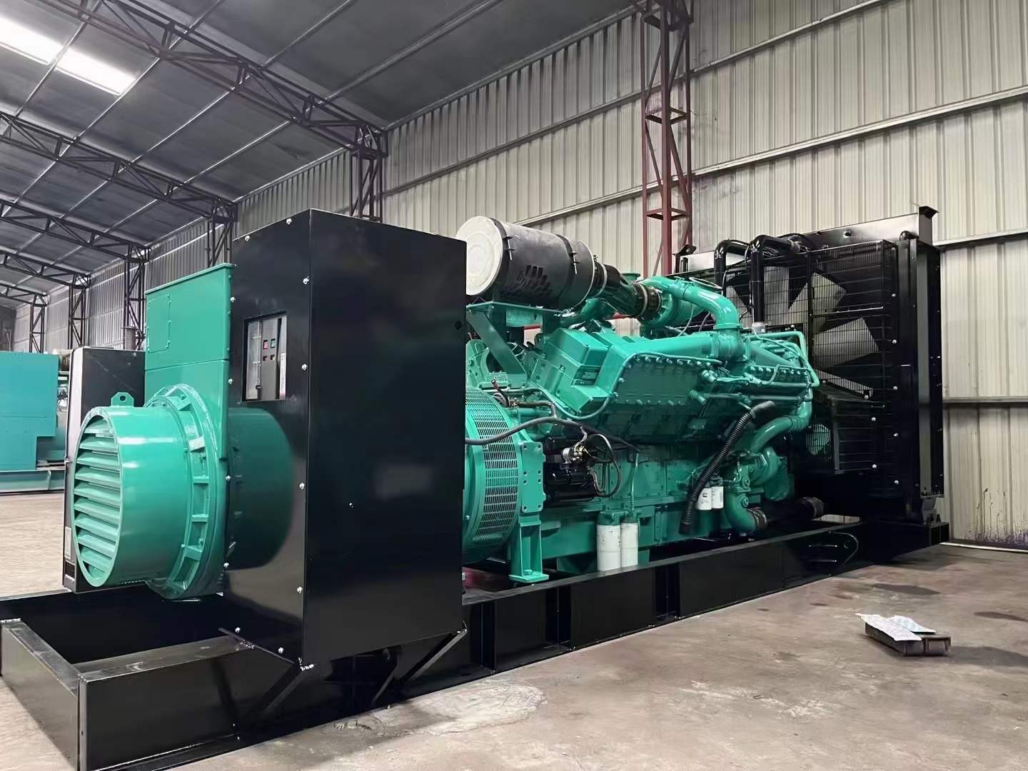 滕州如何降低 800kW 柴油发电机输出电流的波动？